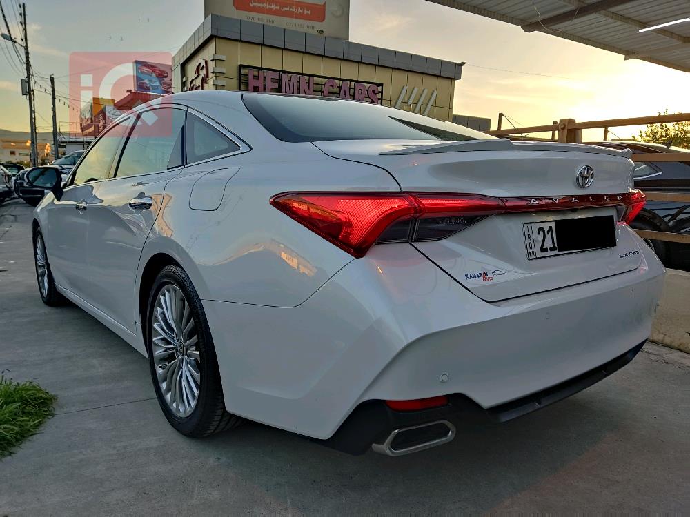 Toyota Avalon